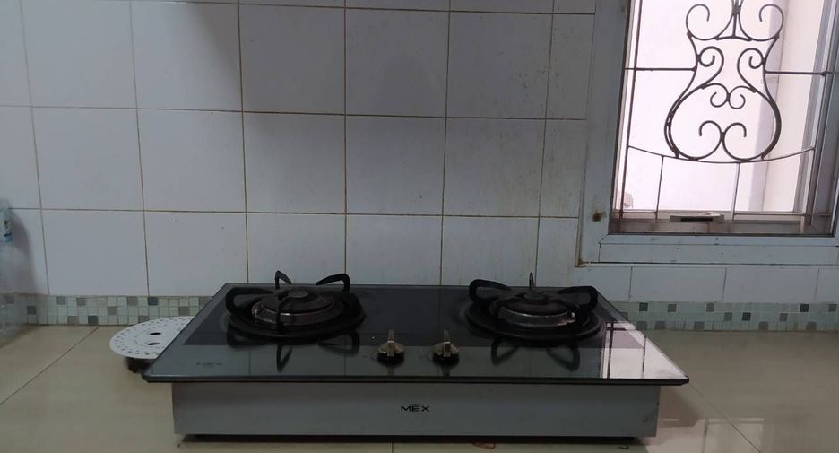 For sale and for rent 5 bedrooms house in Mueang Chiang Mai, Chiang Mai