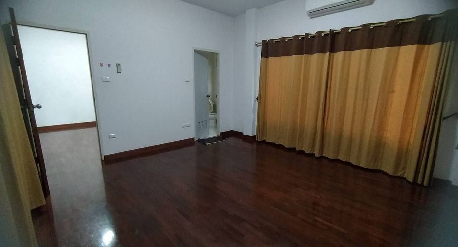 For sale and for rent 5 bedrooms house in Mueang Chiang Mai, Chiang Mai
