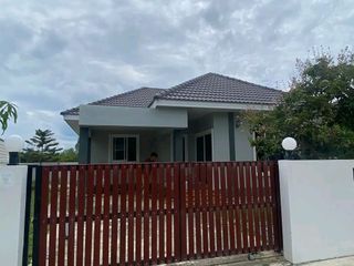Casa en alquiler de 2 habitaciones en Cha Am, Phetchaburi