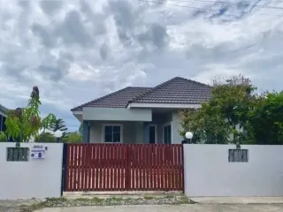 Casa en alquiler de 2 habitaciones en Cha Am, Phetchaburi