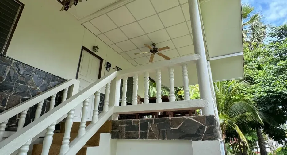 For rent 4 bedrooms house in Ko Samui, Surat Thani