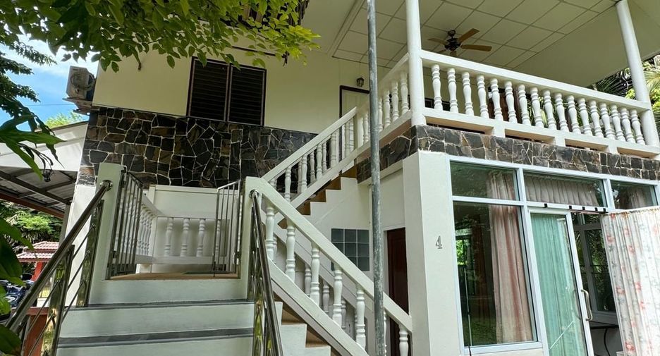 For rent 4 bedrooms house in Ko Samui, Surat Thani