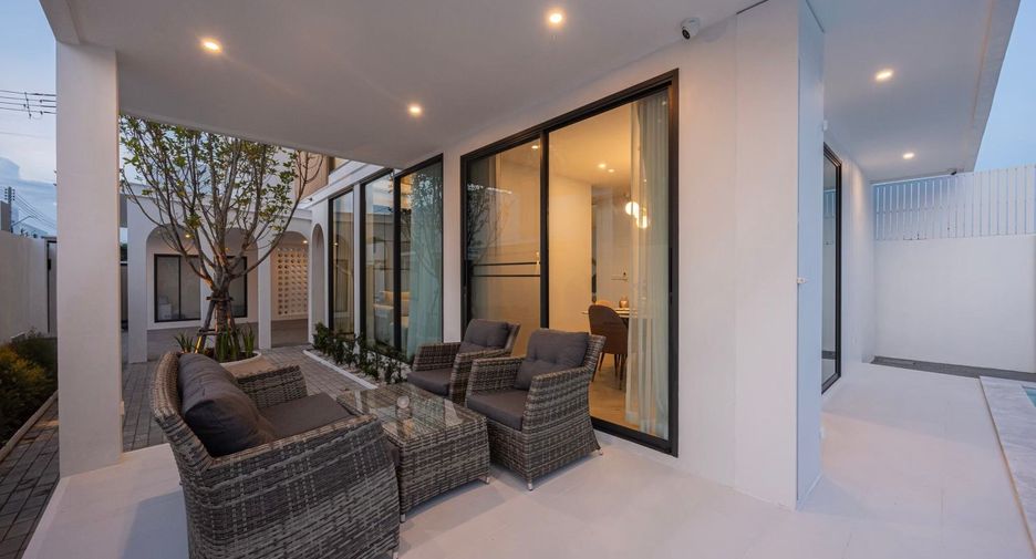 For rent 4 bedrooms villa in Hang Dong, Chiang Mai
