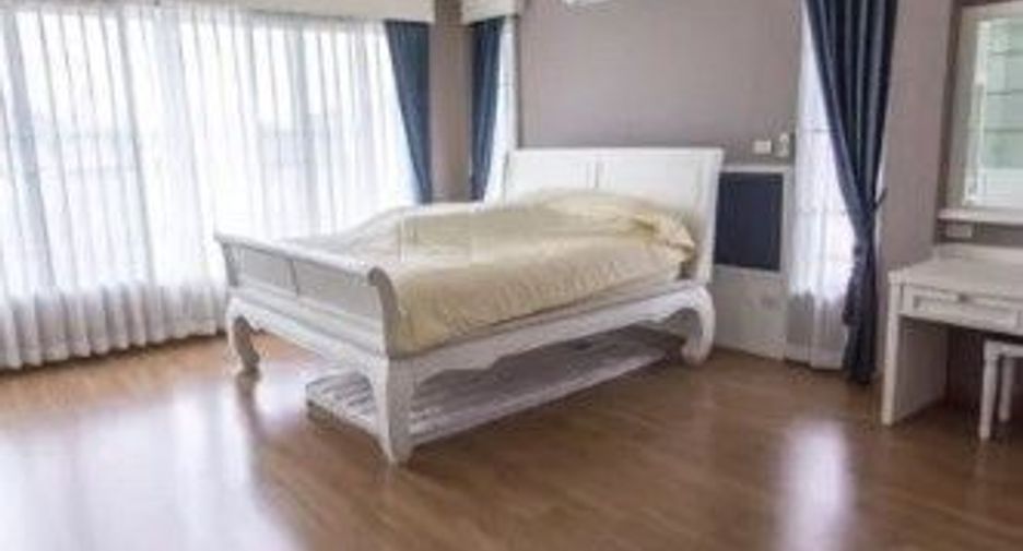 Haus zur Miete mit 5 Zimmer in San Sai, Chiang Mai
