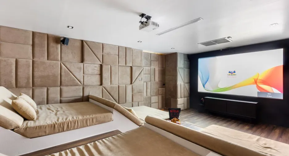 For sale 6 bedrooms villa in Ko Samui, Surat Thani