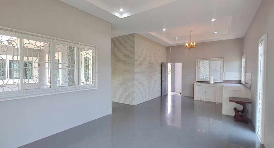 For sale 2 bedrooms house in Doi Saket, Chiang Mai