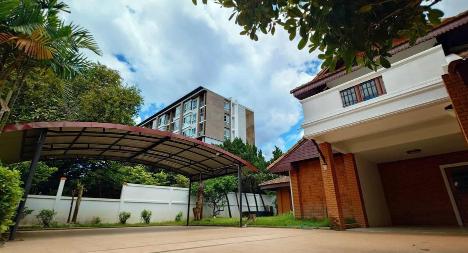 For rent 3 bedrooms house in Mueang Chiang Mai, Chiang Mai