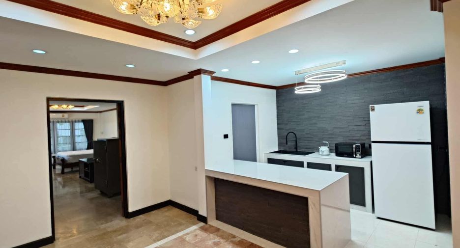 For rent 3 bedrooms house in Mueang Chiang Mai, Chiang Mai