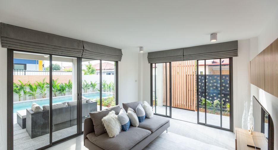 For sale and for rent 4 bedrooms house in Hang Dong, Chiang Mai
