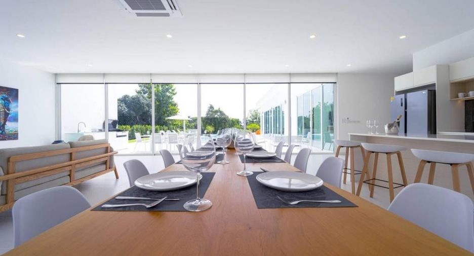 Villa zum Kauf mit 4 Zimmer in Cha Am, Phetchaburi