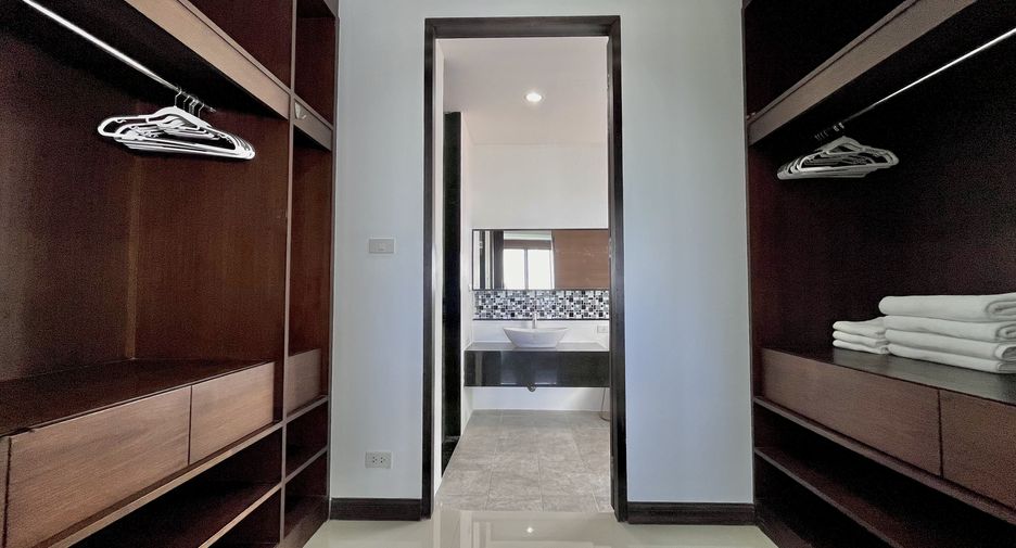 Villa en alquiler de 2 habitaciones en Mueang Phuket, Phuket