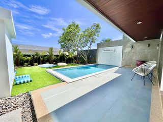 For rent 2 bedrooms villa in Mueang Phuket, Phuket