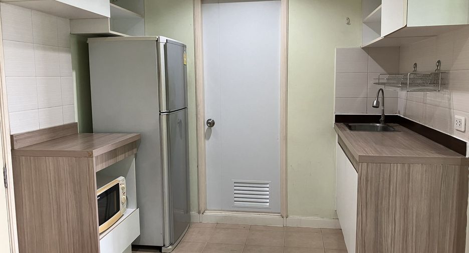 Wohnung zur Miete mit 1 Zimmer in Rat Burana, Bangkok