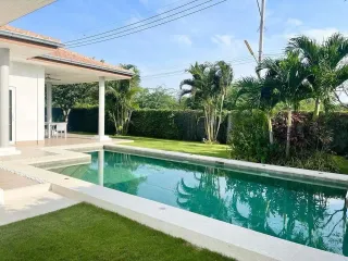 À louer 3 chambres villa à Hua Hin, Prachuap Khiri Khan