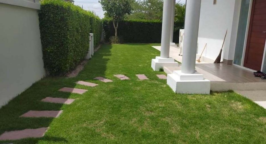 For rent 3 bedrooms villa in Hua Hin, Prachuap Khiri Khan
