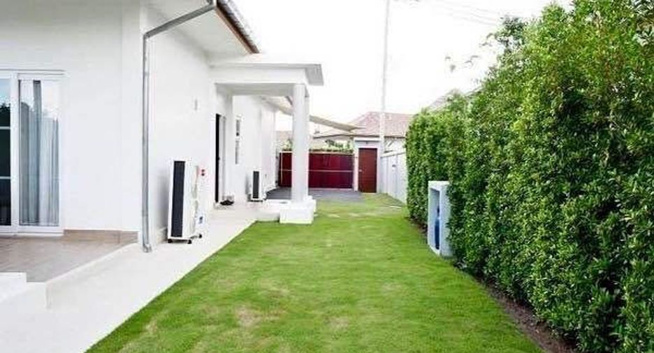 For rent 3 bedrooms villa in Hua Hin, Prachuap Khiri Khan