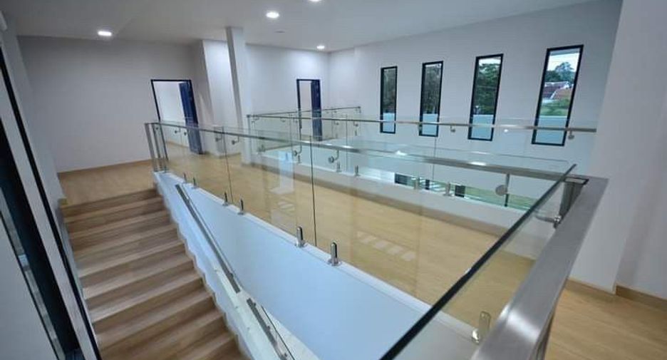 Casa en alquiler de 7 habitaciones en Mueang Chiang Mai, Chiang Mai