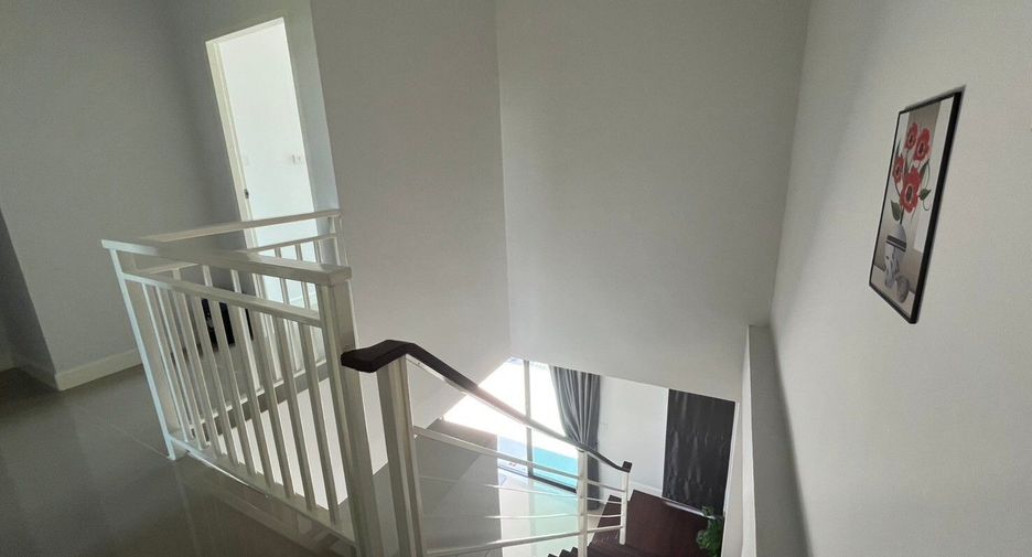 For rent 3 bedrooms townhouse in Cha Am, Phetchaburi