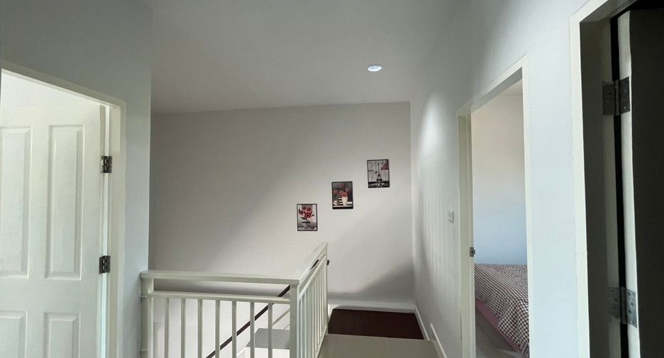 For rent 3 bedrooms townhouse in Cha Am, Phetchaburi