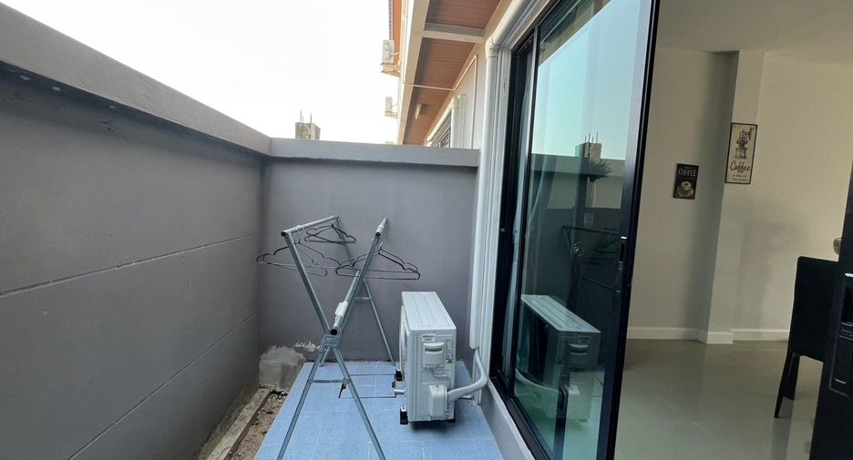 For rent 3 bedrooms townhouse in Cha Am, Phetchaburi