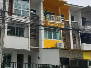 For sale 3 bedrooms townhouse in Mueang Chiang Mai, Chiang Mai