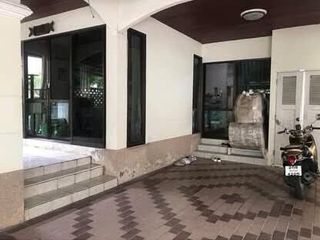 For sale 3 bedrooms house in Mueang Chiang Mai, Chiang Mai