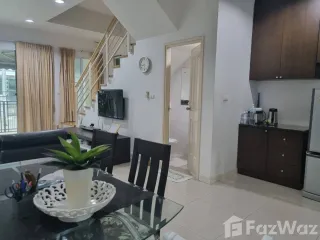 For sale 3 bedrooms townhouse in Bang Khen, Bangkok
