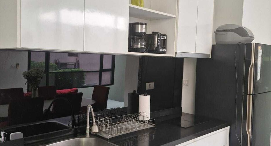 For rent 3 bedrooms townhouse in Ko Samui, Surat Thani