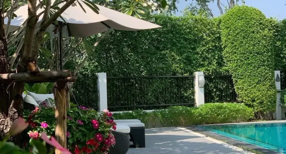 For sale and for rent 4 bedrooms house in Prawet, Bangkok