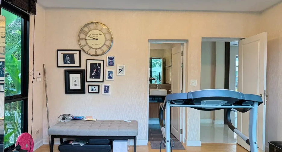 For sale and for rent 4 bedrooms house in Prawet, Bangkok