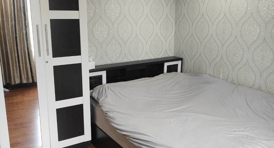 For sale 3 bedrooms townhouse in Wang Thonglang, Bangkok