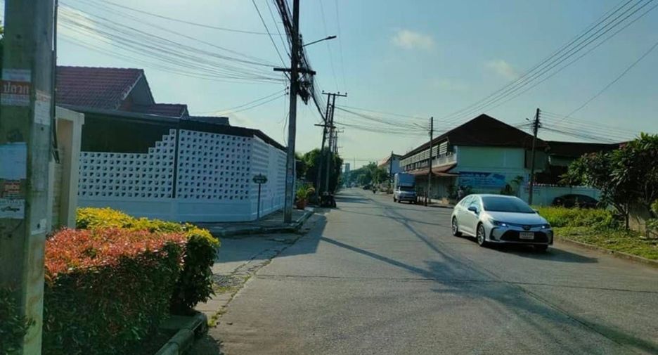 For sale 5 bedrooms house in Mueang Chiang Mai, Chiang Mai