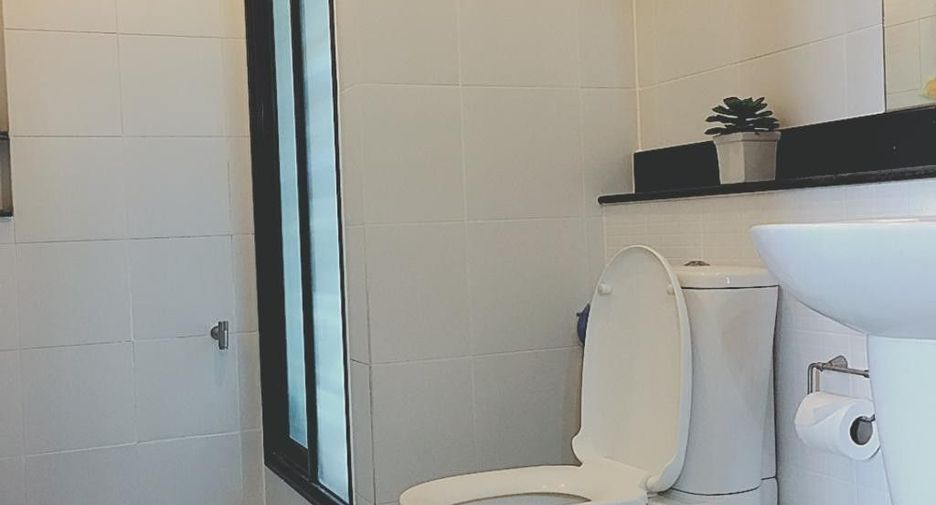 For sale 3 bedrooms house in Khlong Sam Wa, Bangkok