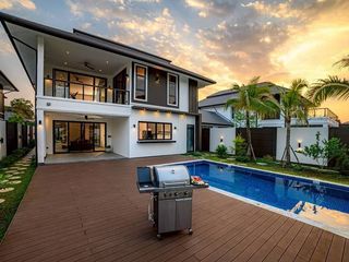 For sale 3 bedrooms villa in Mueang Chiang Mai, Chiang Mai
