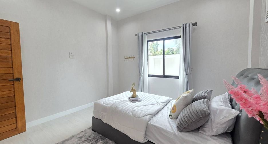For rent 3 bedrooms villa in Hua Hin, Prachuap Khiri Khan