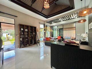 Casa en alquiler de 2 habitaciones en Bang Lamung, Chonburi