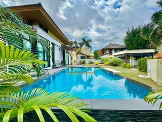 Casa en alquiler de 2 habitaciones en Bang Lamung, Chonburi