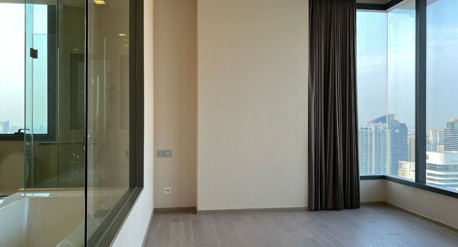 For sale 2 bedrooms condo in Watthana, Bangkok