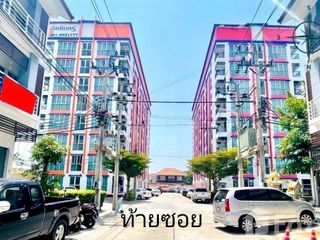 Casa adosada en venta de 3 habitaciones en Bang Bo, Samut Prakan