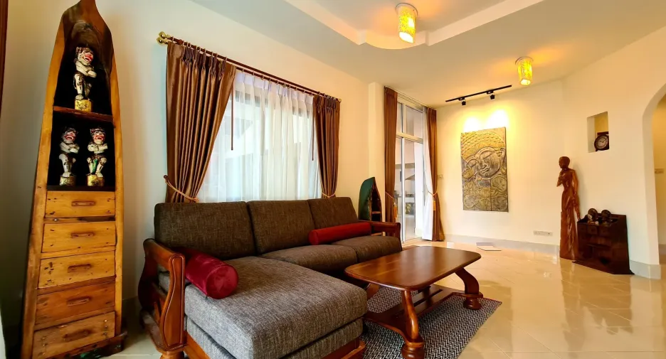 For rent 3 bedrooms villa in Thalang, Phuket