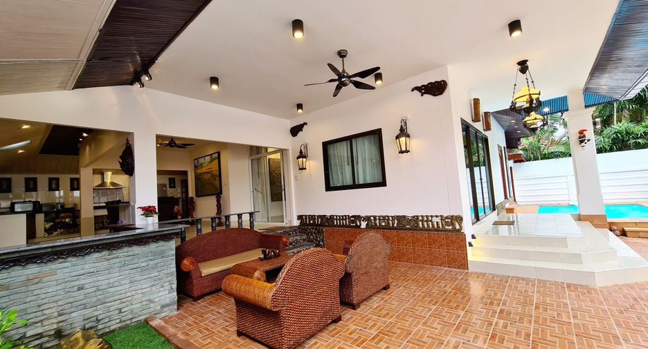 For rent 3 bedrooms villa in Thalang, Phuket