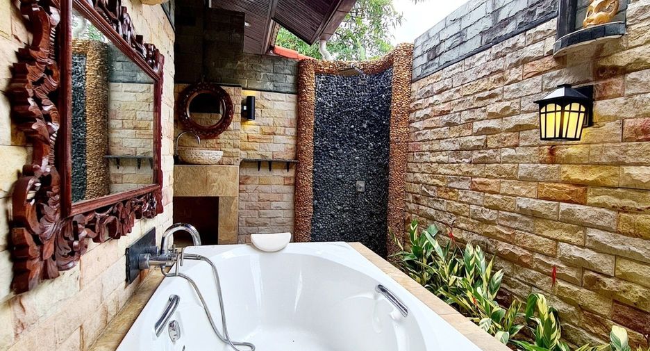 For rent 3 bedrooms villa in Thalang, Phuket