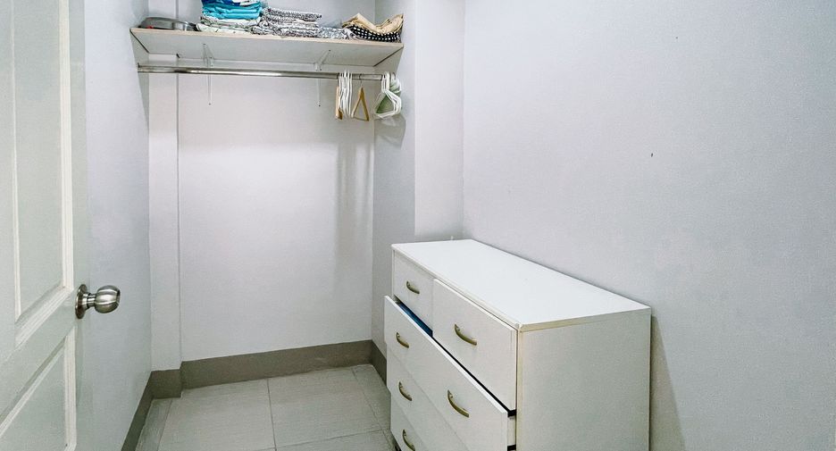 For sale and for rent 3 bedrooms townhouse in Hua Hin, Prachuap Khiri Khan