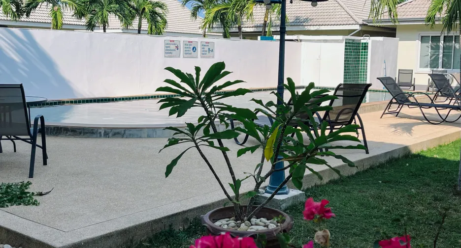 For sale and for rent 3 bedrooms townhouse in Hua Hin, Prachuap Khiri Khan