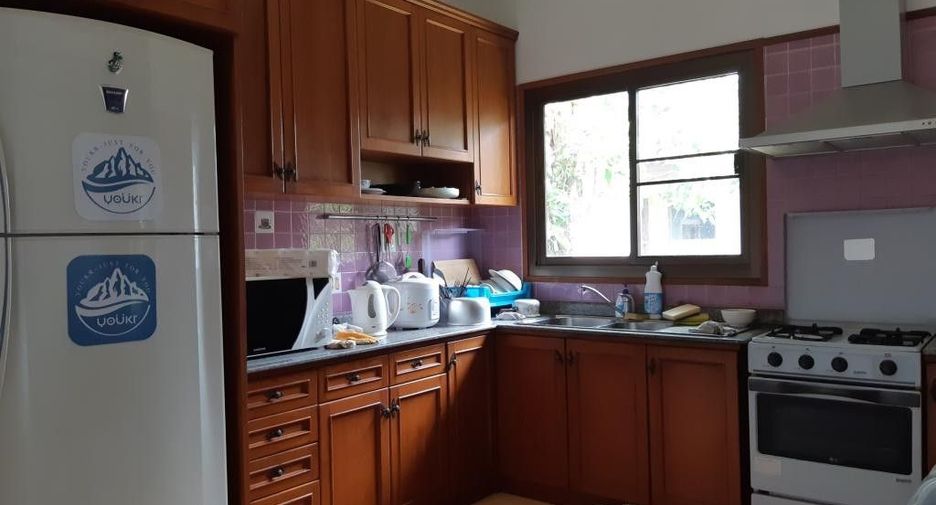 For rent 3 bedrooms house in Mueang Chiang Mai, Chiang Mai