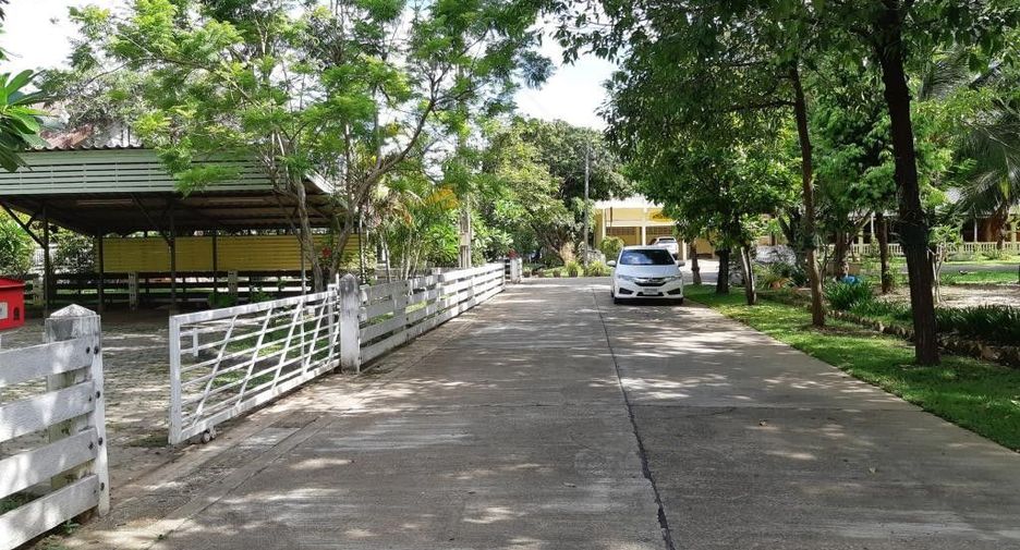 For rent 3 bedrooms house in Mueang Chiang Mai, Chiang Mai