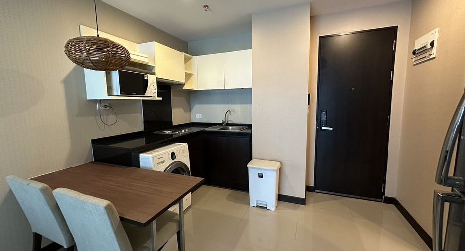 For rent 2 bedrooms condo in Mueang Chiang Mai, Chiang Mai