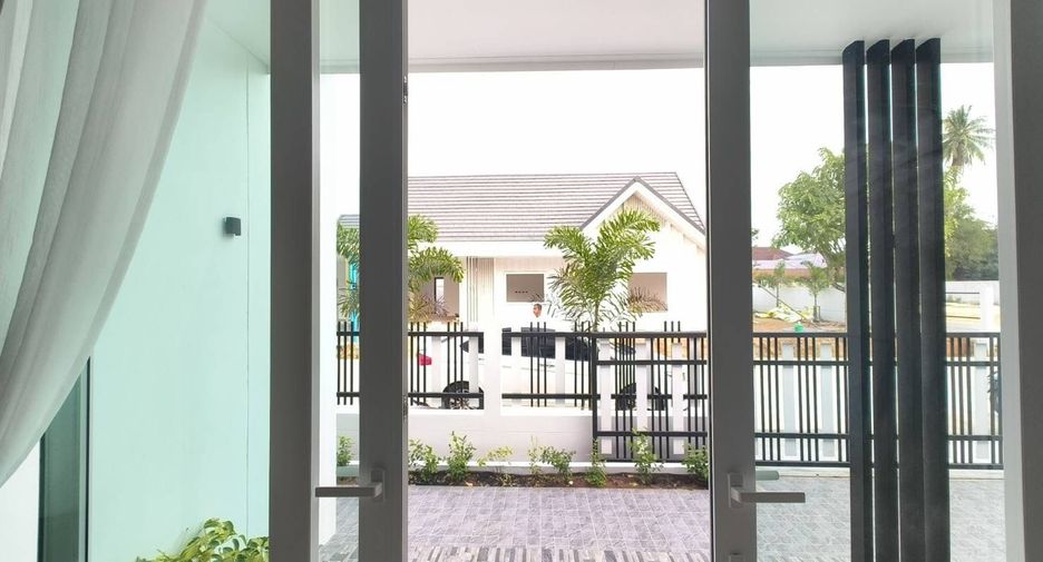 For rent 3 bedrooms house in Bang Lamung, Chonburi