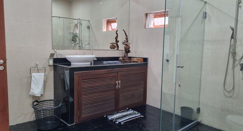 For sale and for rent 6 bedrooms villa in Hua Hin, Prachuap Khiri Khan