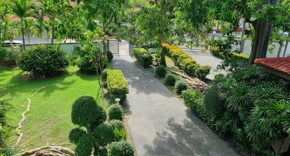 For sale and for rent 6 bedrooms villa in Hua Hin, Prachuap Khiri Khan